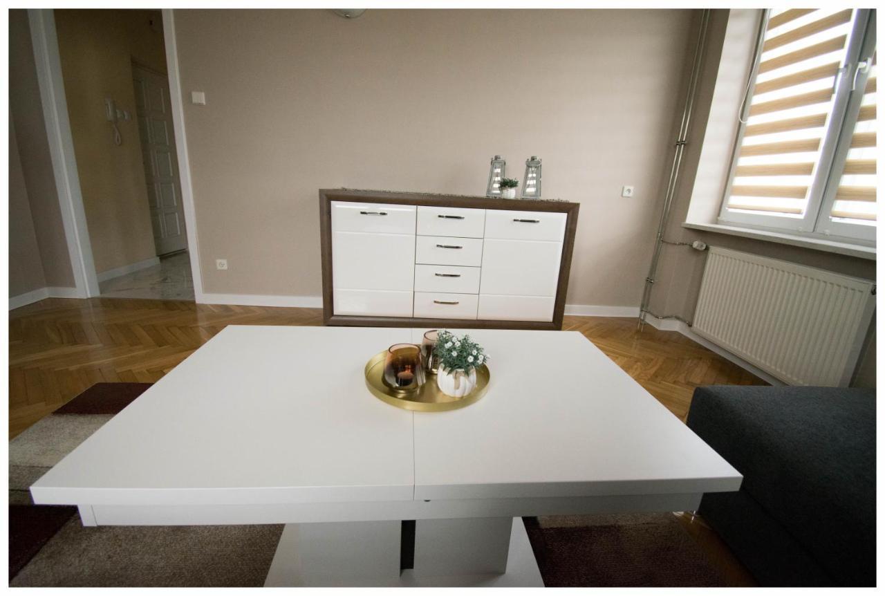 Color 24 Apartament III Stalowa Wola Esterno foto